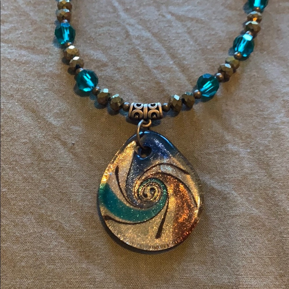 Necklace - Picture 2 of 4